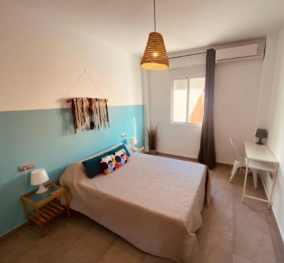 Apartamentos Chuita Playa Málaga Exterior foto